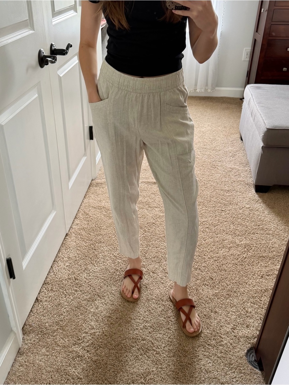 NWOT Old Navy High Rise Straight Taper Pants